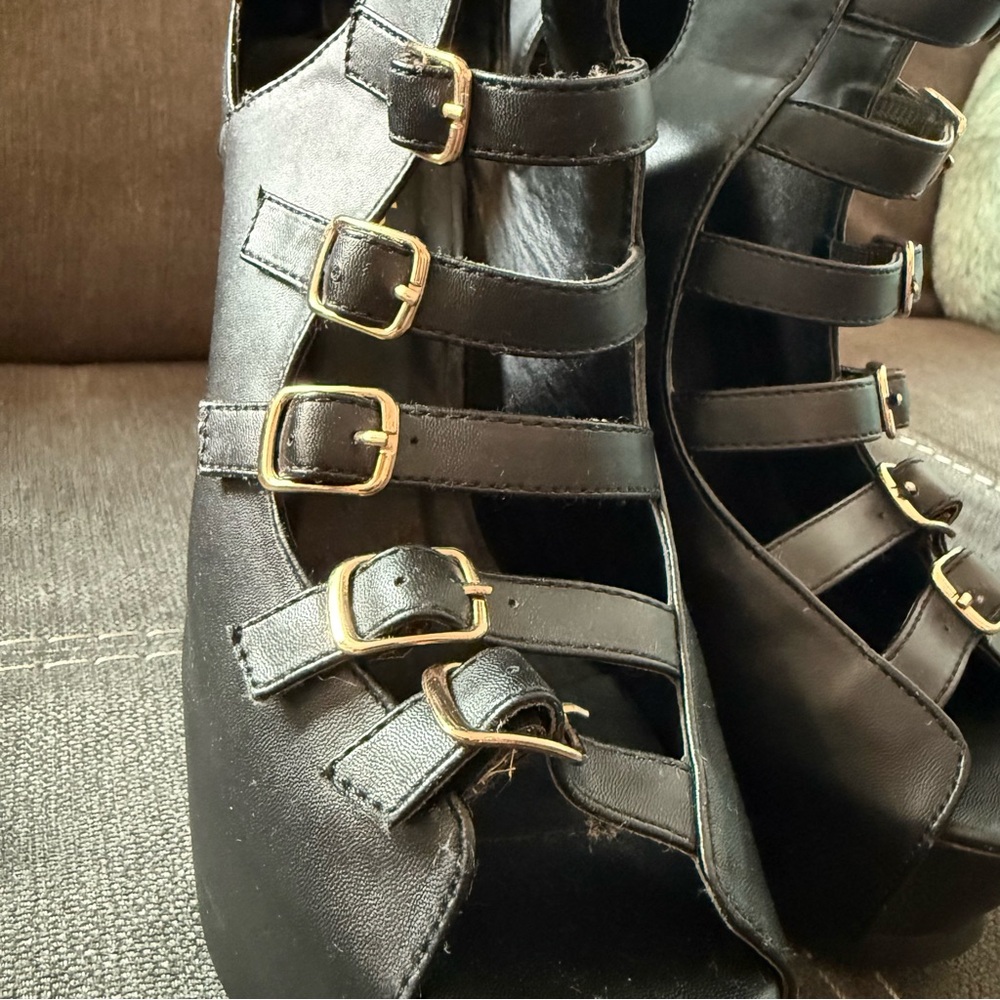 Charlotte Russe faux leather platform stiletto heels with adjustable straps - Picture 8 of 9